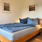 Mohnrot - Fulgenhaus * Klein Bollhagen